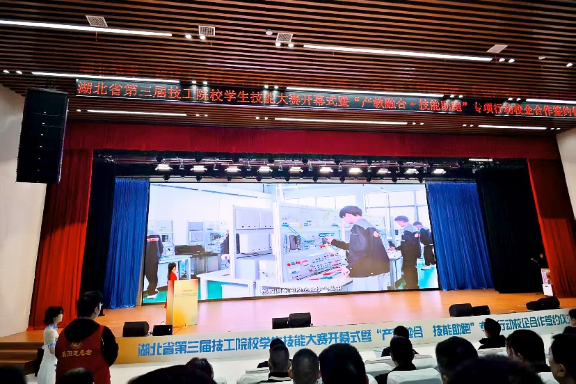 1765175766158654.jpg 6bcfc071a55e1809cab4ece03e8036b_副本.jpg