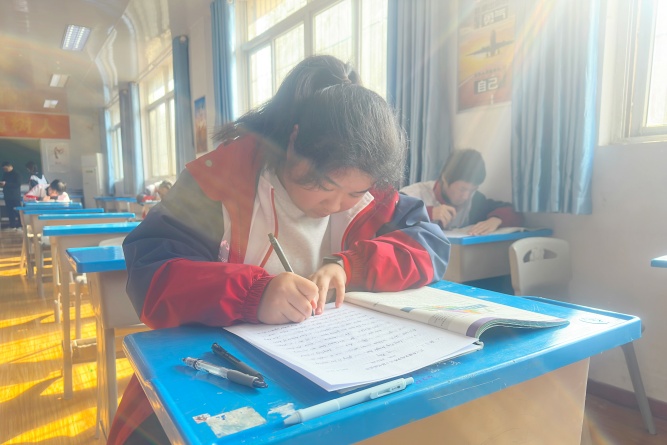 1765350638866714.jpg 67ce875cc52a5538821e90e9845ea25_副本.jpg