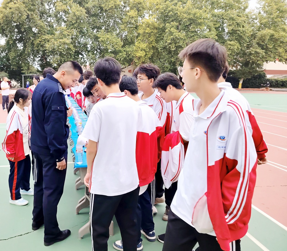 b8a23581669610fe0c211d5f4d989419_副本_副本.jpg